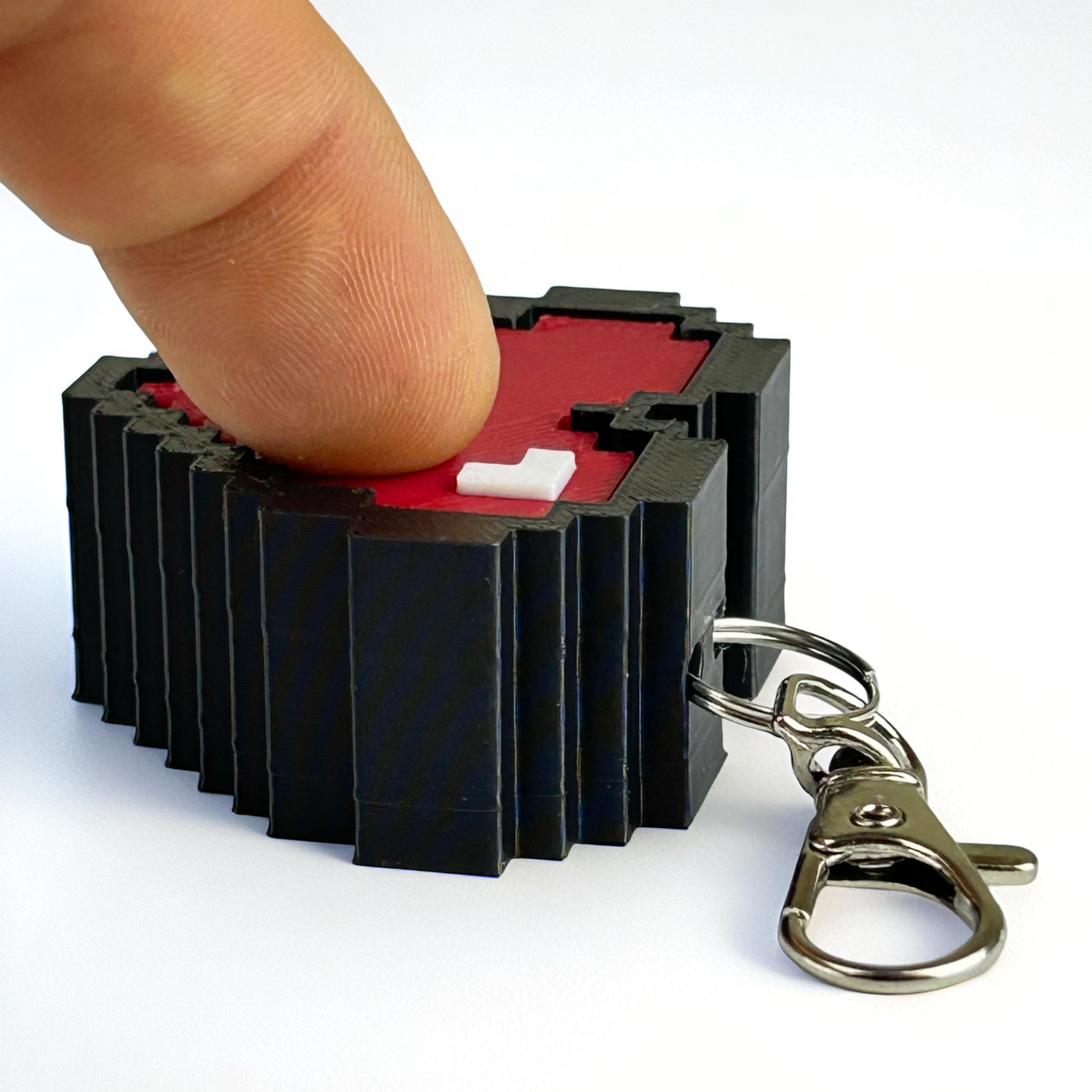 Pixel Heart Clicker Keychain – Retro Stress Relief Fidget Toy for Gamers & Geeks - Image 5